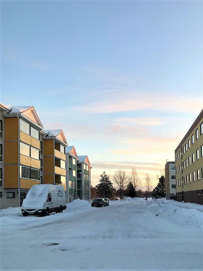 Kemi City L Near Snowcastle, 2 Rooms, Kitchen, Glazed Balcony, Free Parking On Street Exterior photo
